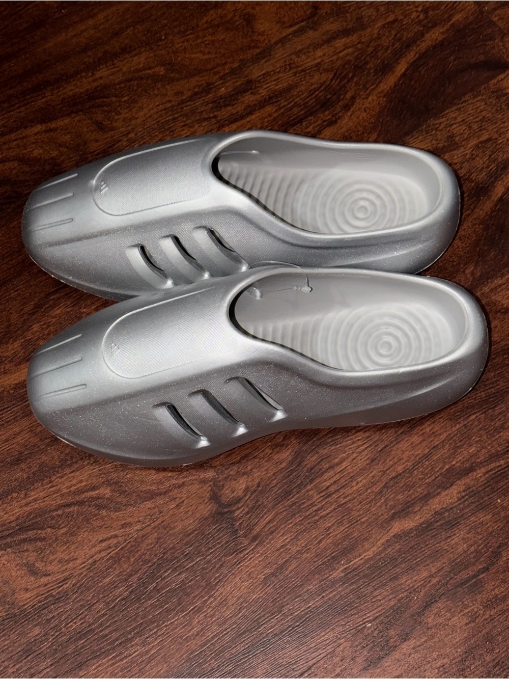 Adidas shoes - Picture 3 of 14